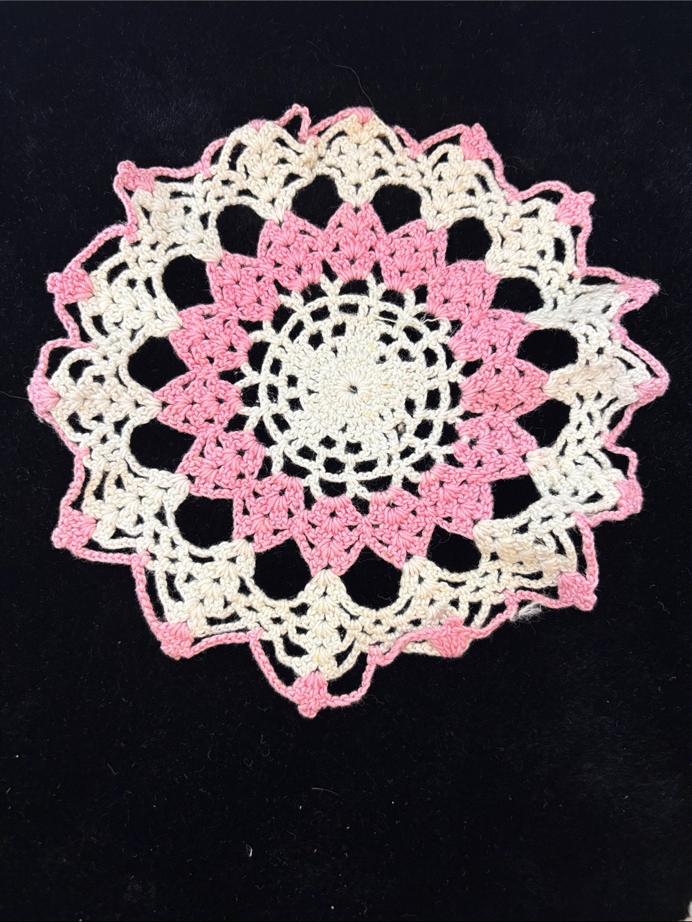 Doilies - Picture 5 of 14